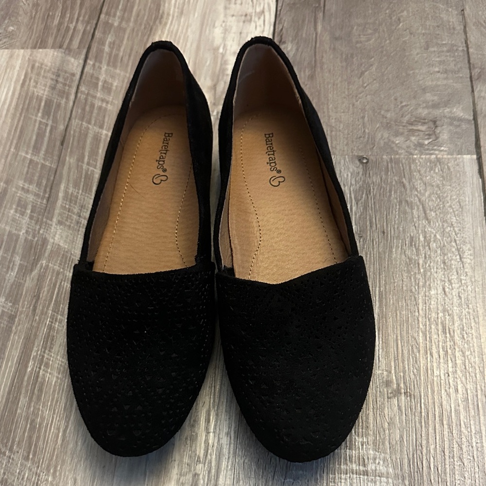 BareTraps Women's Evey Black Suede slip ons